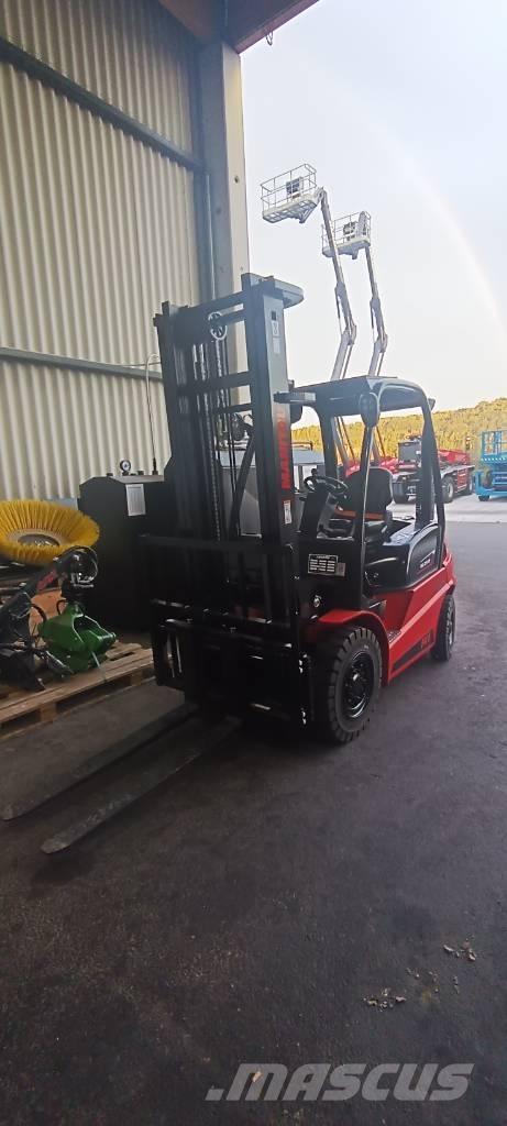 Manitou MI 25 Dieselové vozíky