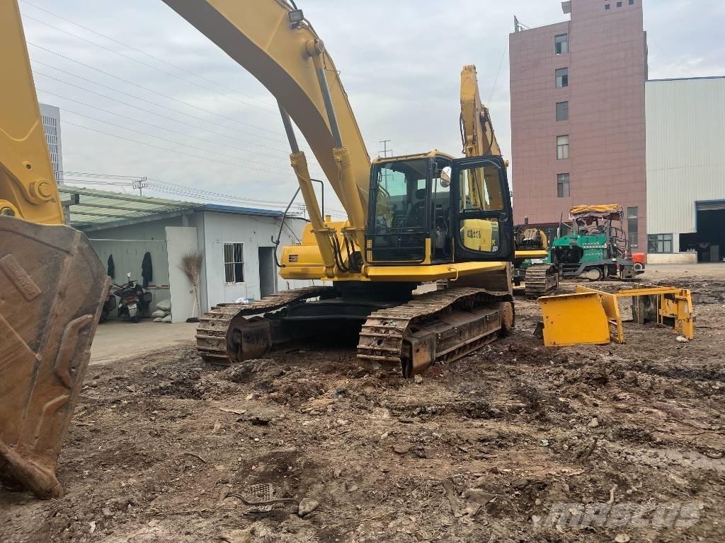 Komatsu PC450-8 Pásové rýpadlá