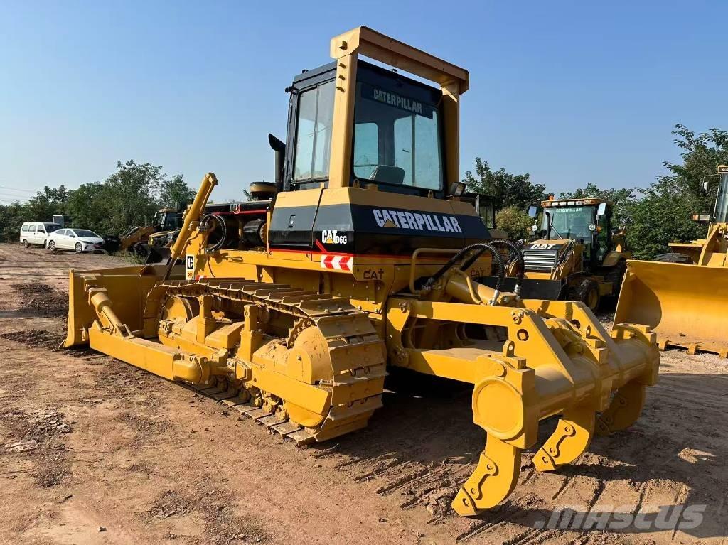 CAT D 6 G Pásové dozéry