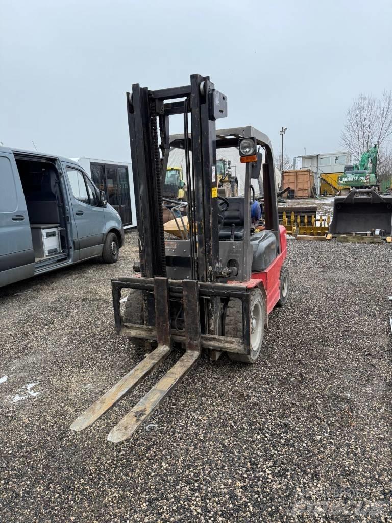 Manitou CG 30 P LPG vozíky