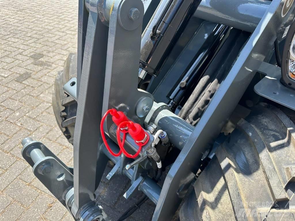 GiANT G 1500 HD Viacúčelové nakladače