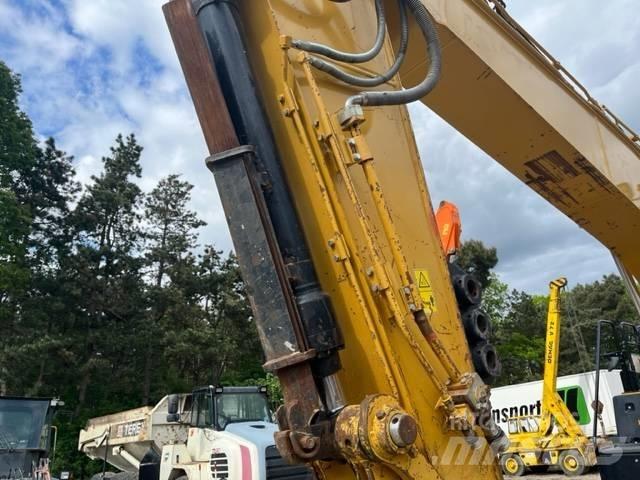 CAT 320 EL Pásové rýpadlá