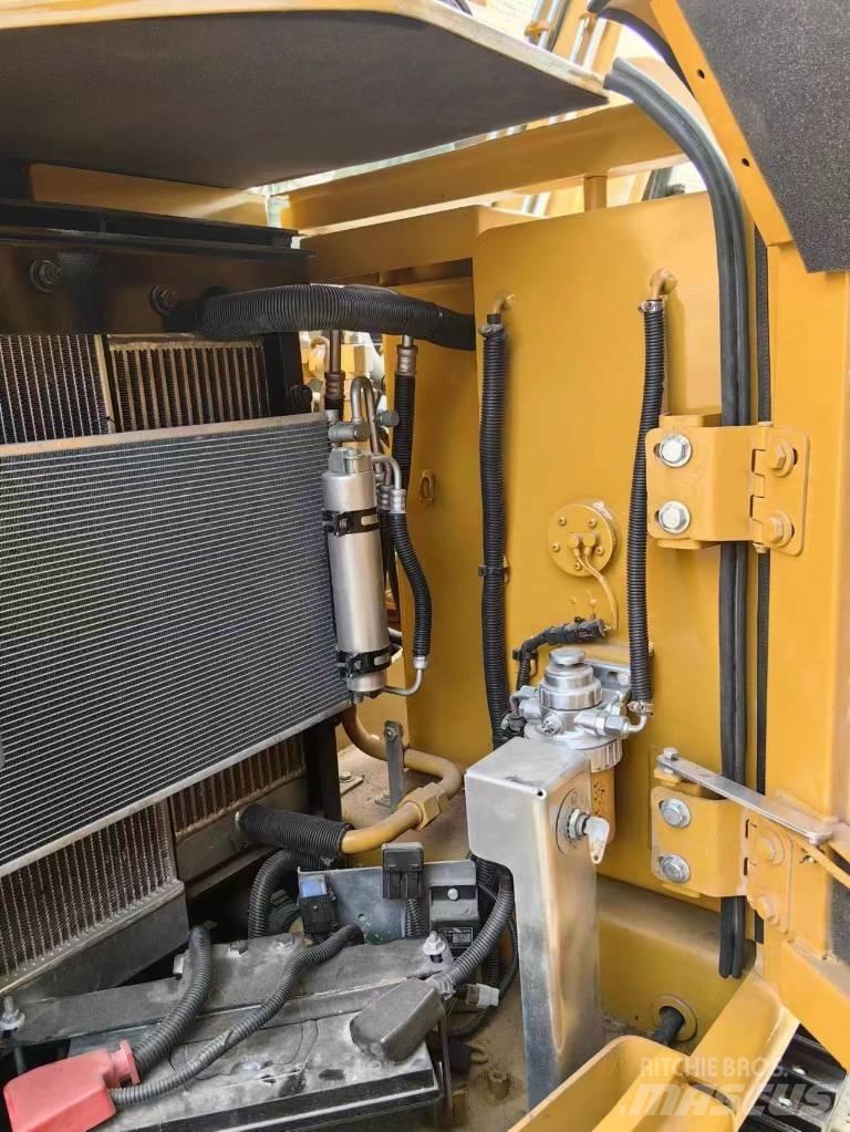 CAT 307E2 Mini rýpadlá < 7t