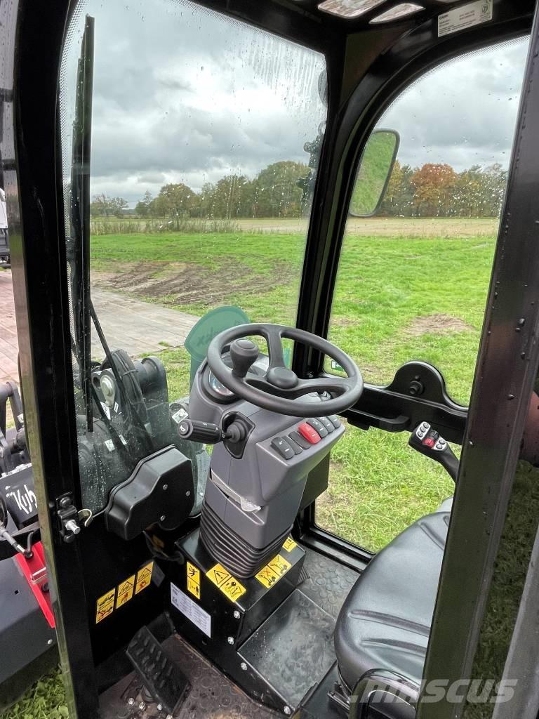 Kubota RT220-2e Kolesové nakladače