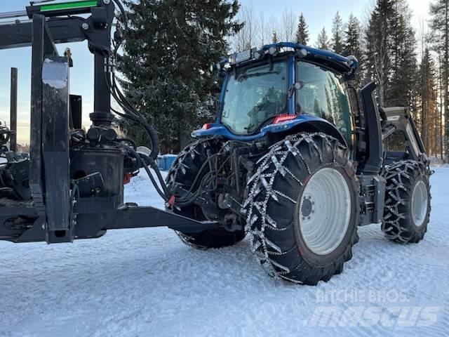 Valtra N 134 A Traktory