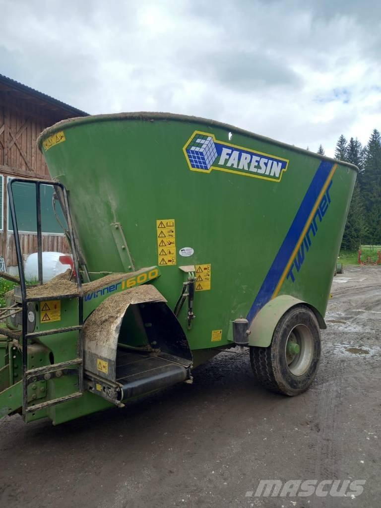 Faresin Twinner 16 Miešačky krmív