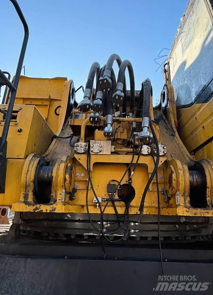 Komatsu PC 1250 -11EO Pásové rýpadlá