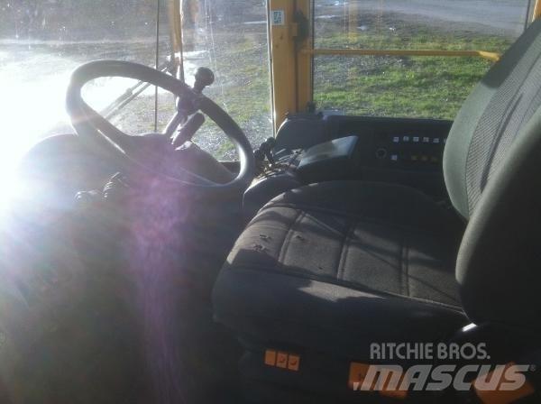 Volvo L120E Kolesové nakladače