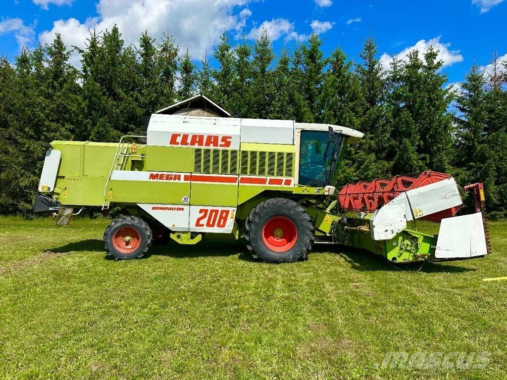 CLAAS Mega 208 Kombinované zberacie stroje