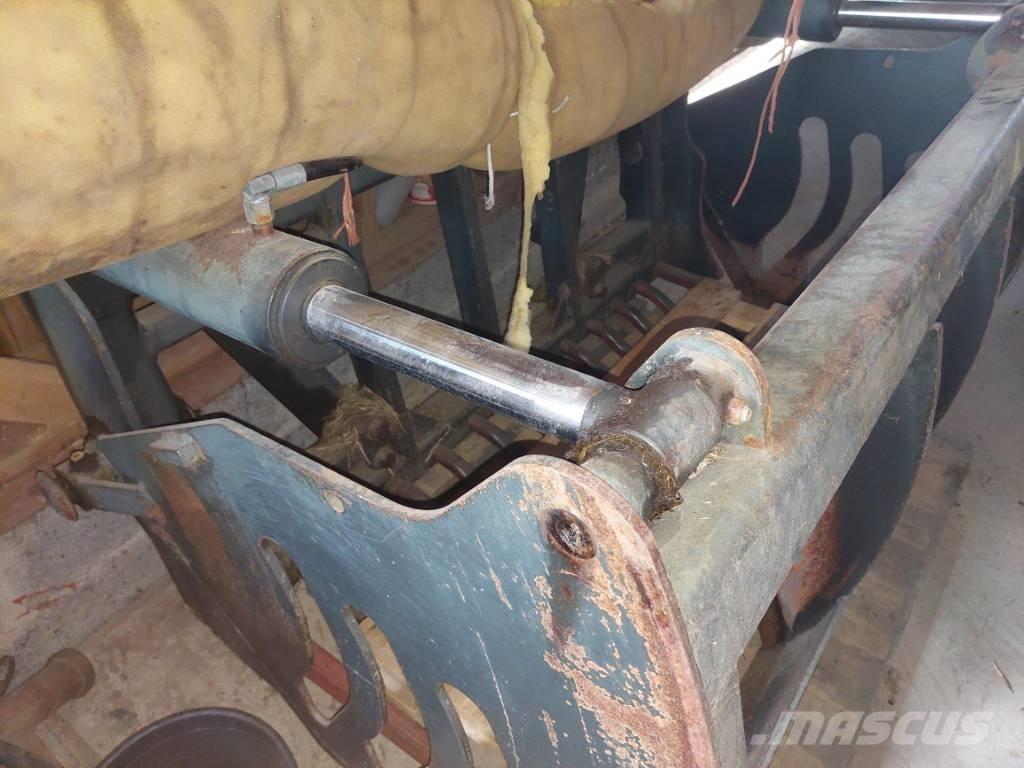 Quicke Silocut 150 Zariadenie na vykladanie sila