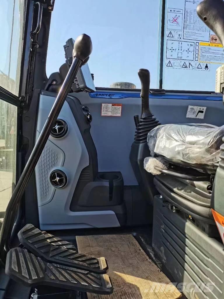 Sany 55 Pásové rýpadlá