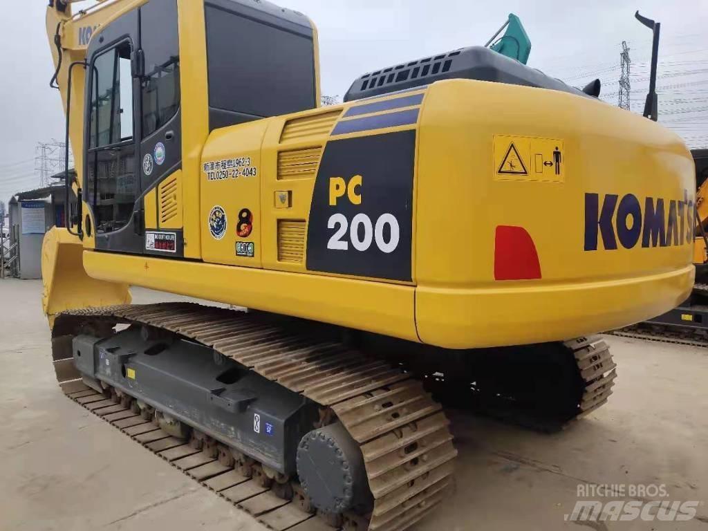Komatsu PC 200 Pásové rýpadlá