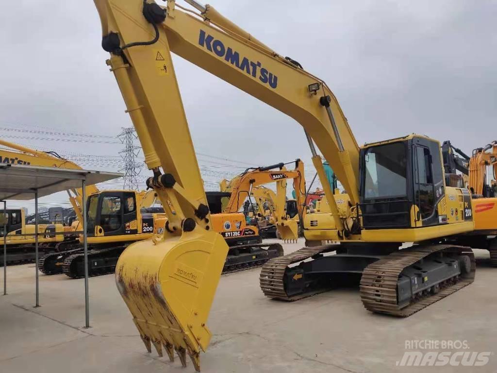 Komatsu PC 200 Pásové rýpadlá