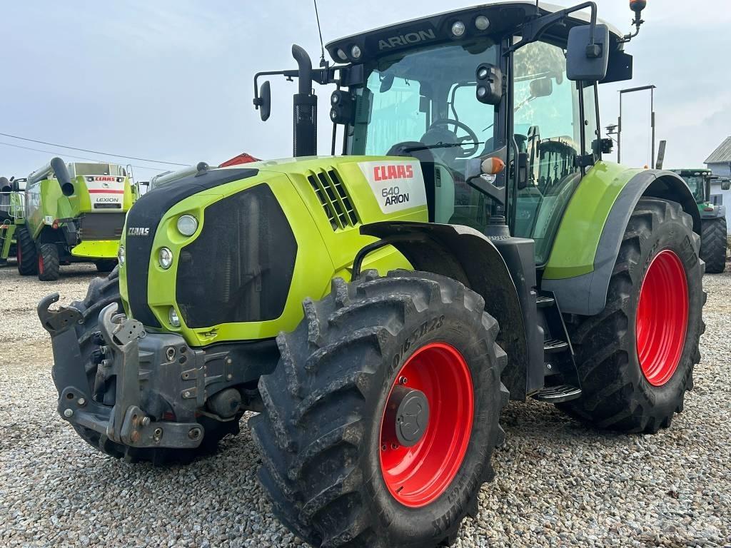 CLAAS Arion 640 Traktory