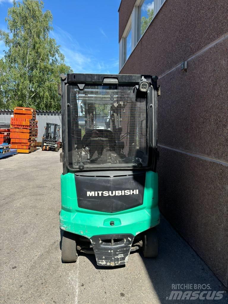 Mitsubishi FB25CN Akumulátorové vozíky
