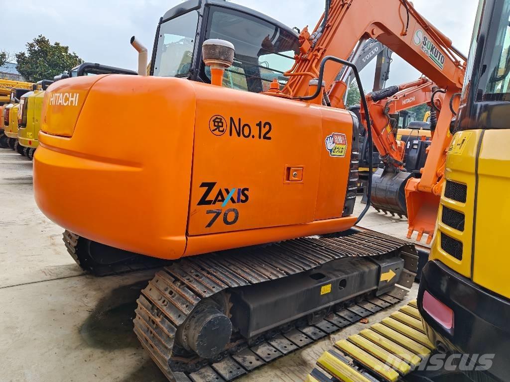 Hitachi ZX 70 Midi rýpadlá 7 t - 12 t