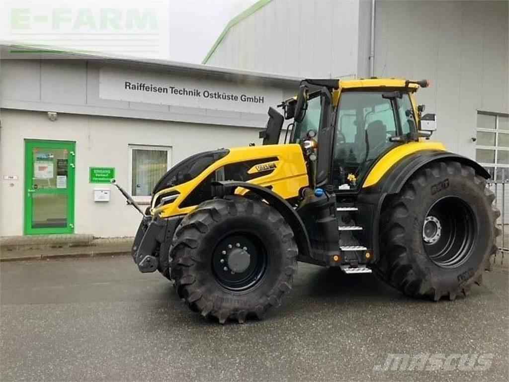 Valtra q305 Traktory