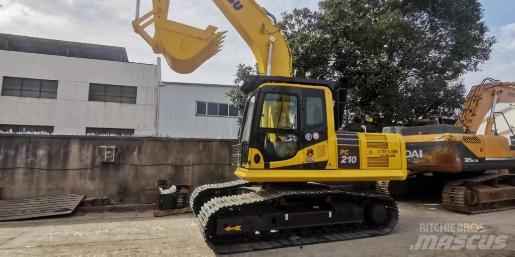 Komatsu PC 210-8 Pásové rýpadlá