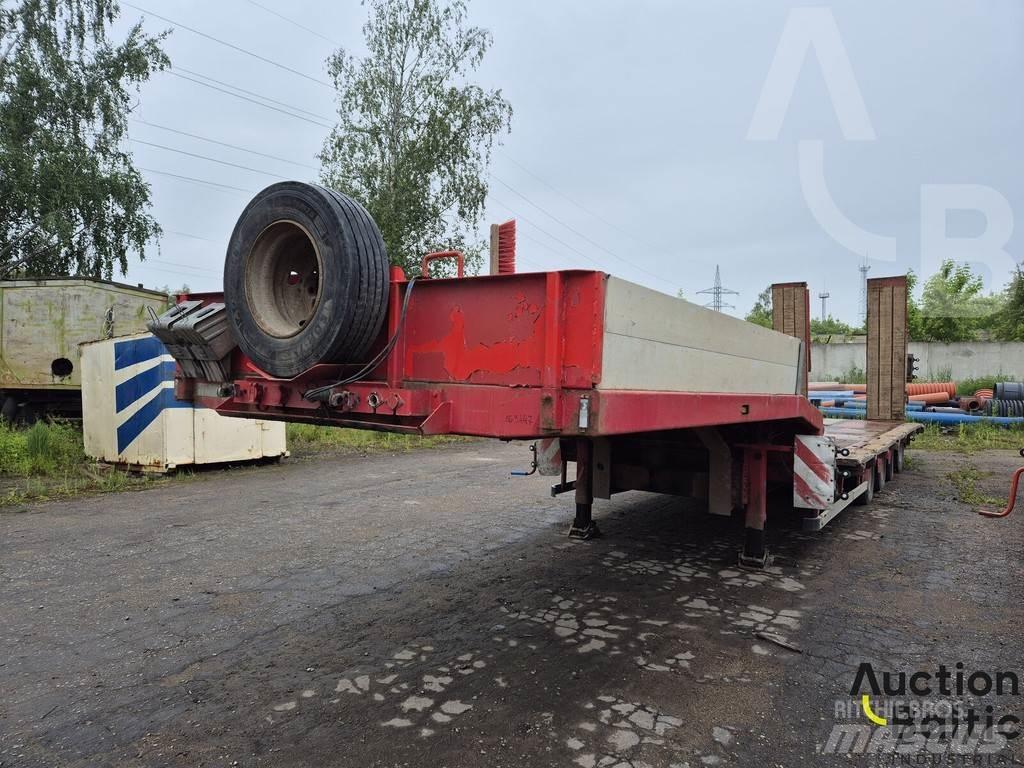HRD STL M4N Plachtové návesy