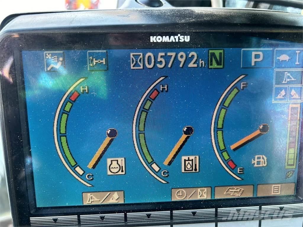 Komatsu PW118MR-8 Kolesové rýpadlá