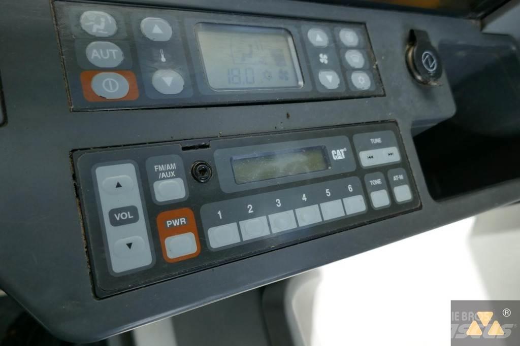 CAT 320ELRR Pásové rýpadlá