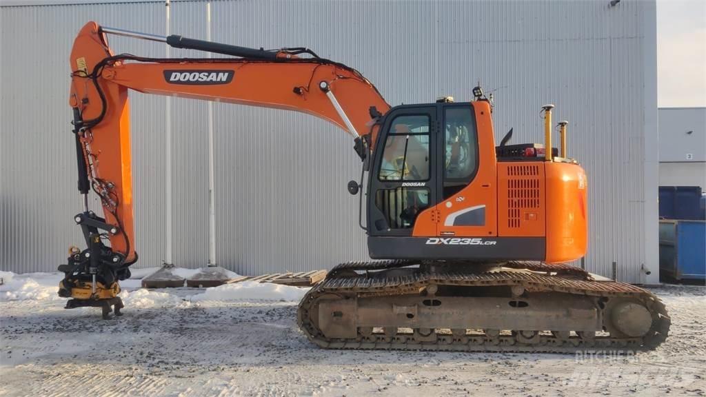 Doosan DX235LCR-5 Pásové rýpadlá