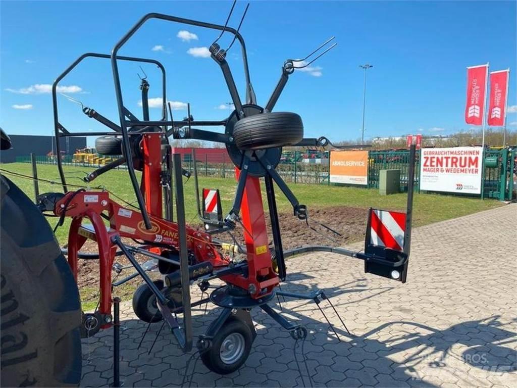 Vicon FANEX 524 Obracače a zhrabovače sena