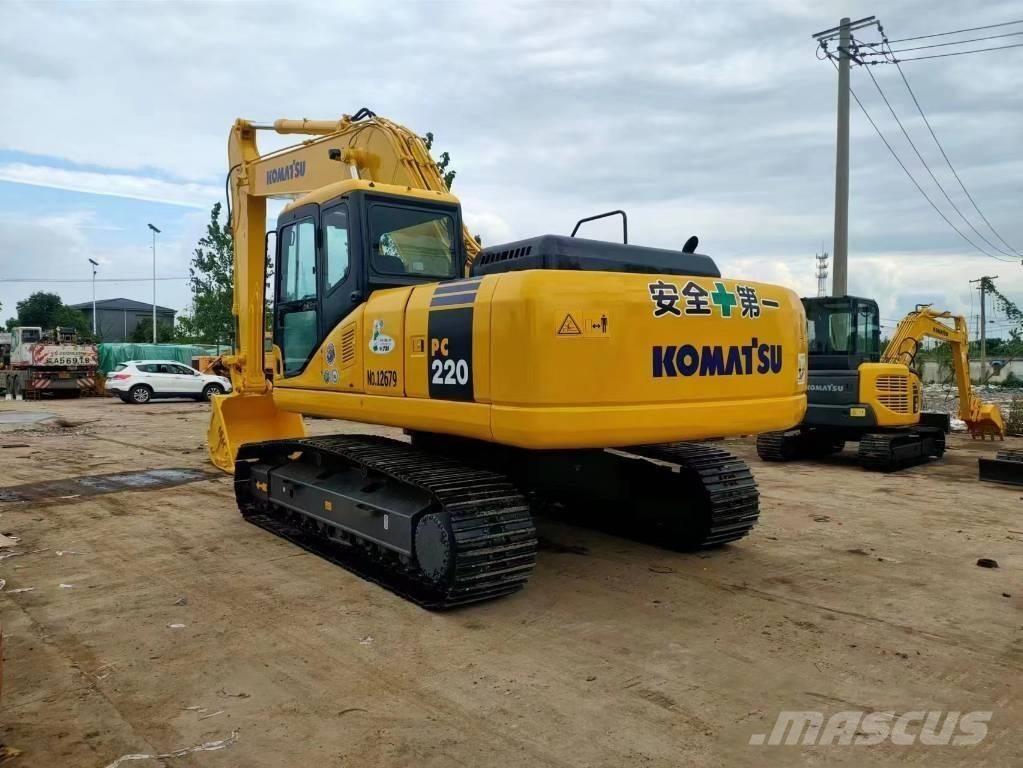 Komatsu pc220-7 Pásové rýpadlá
