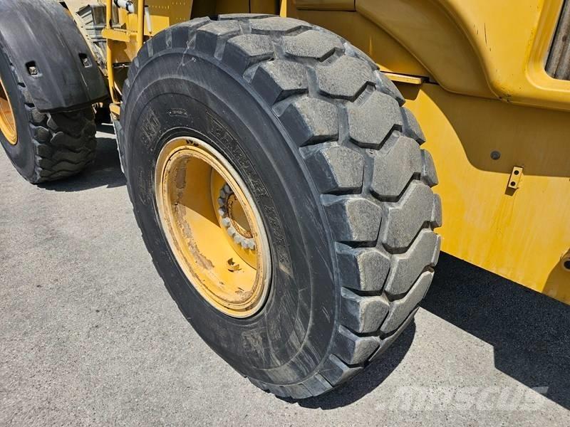 CAT 930 G Kolesové nakladače