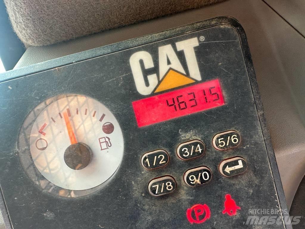 CAT 259 D Šmykom riadené nakladače