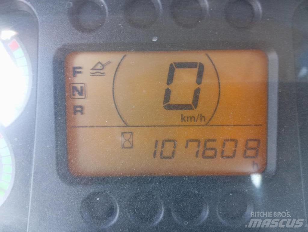 Hitachi ZW 140 Kolesové nakladače
