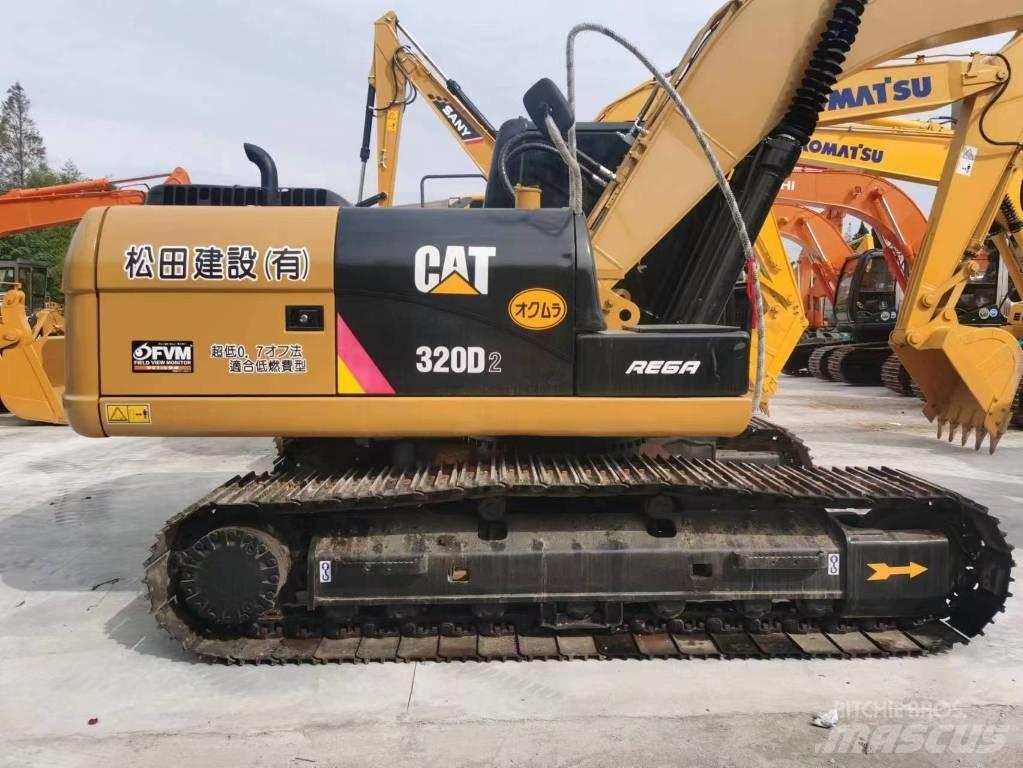 CAT 320D2 Pásové rýpadlá
