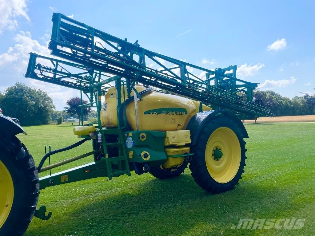 John Deere 732 Ťahané postrekovače