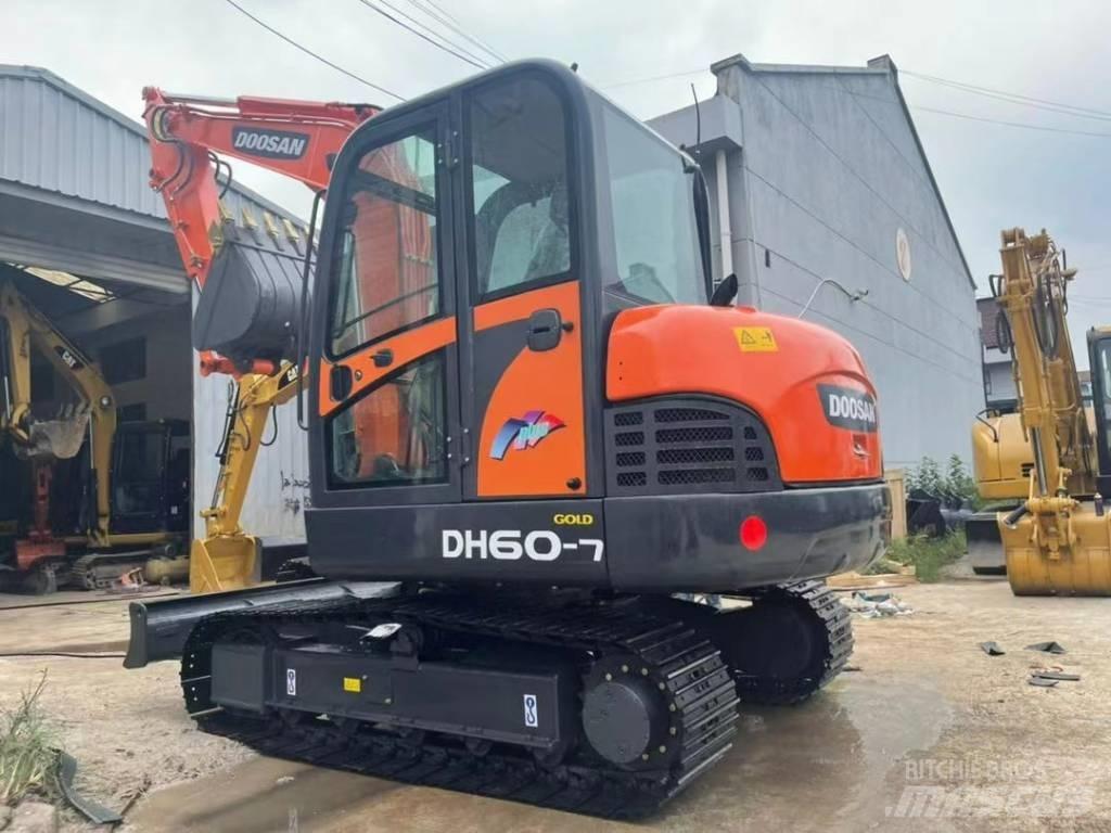 Doosan DH 60 Mini rýpadlá < 7t