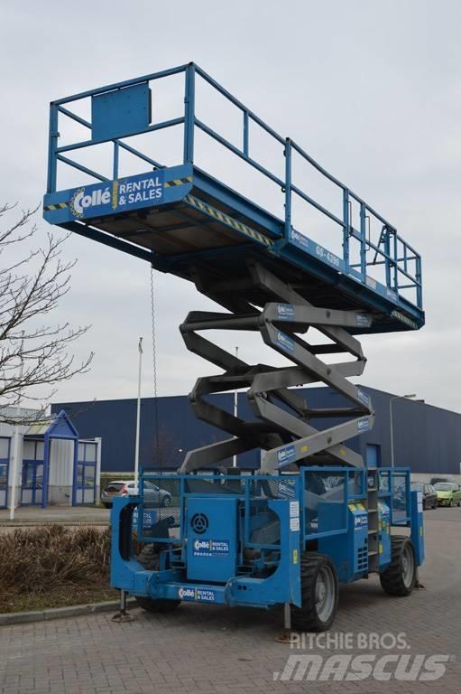 Genie GS4390RT Nožnicové zdvíhacie plošiny