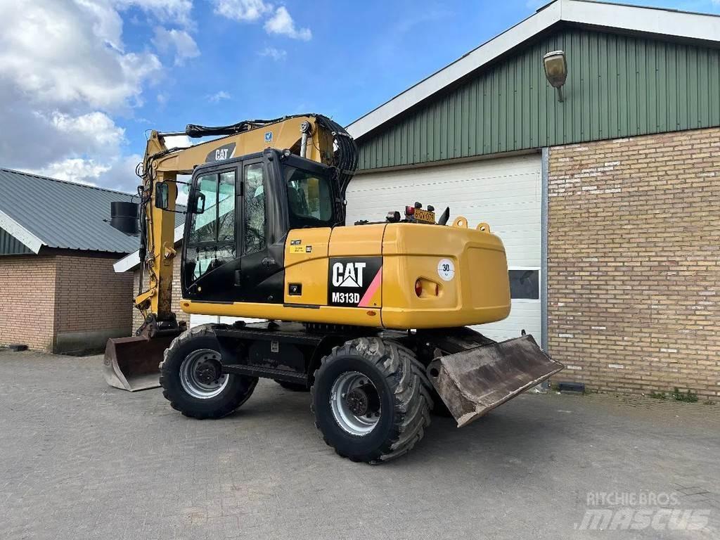 CAT M313D Kolesové rýpadlá