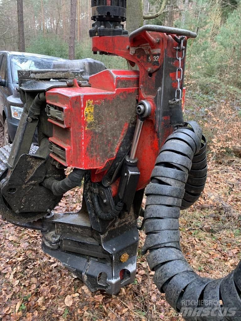 Komatsu S132 Odvetvovače