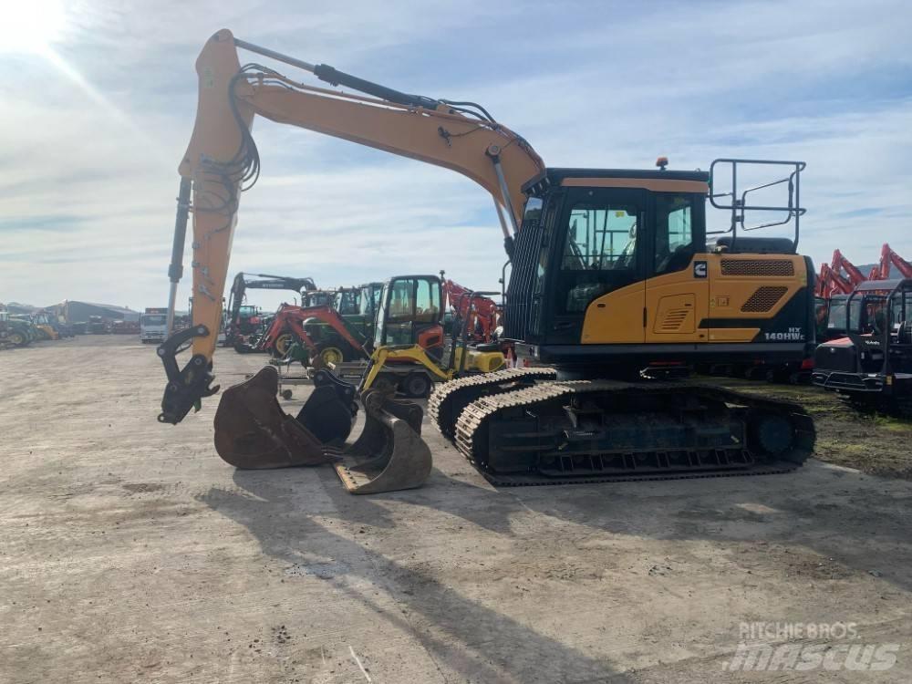 Hyundai HX 140 HW Pásové rýpadlá