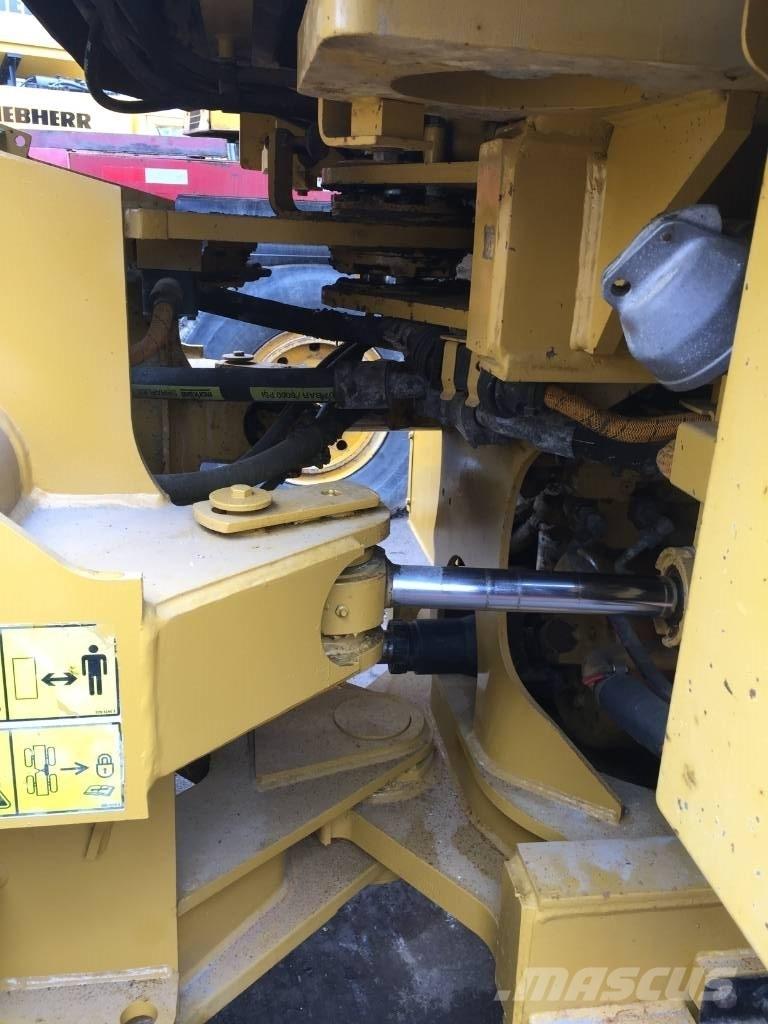 CAT 950 H Kolesové nakladače