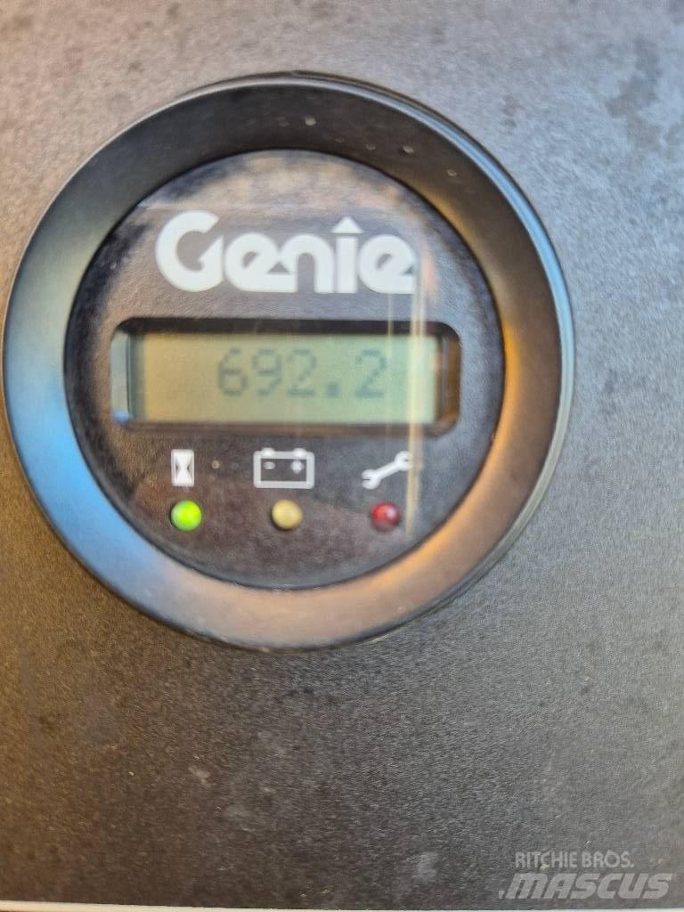 Genie Z 60/37FE Kĺbové plošiny