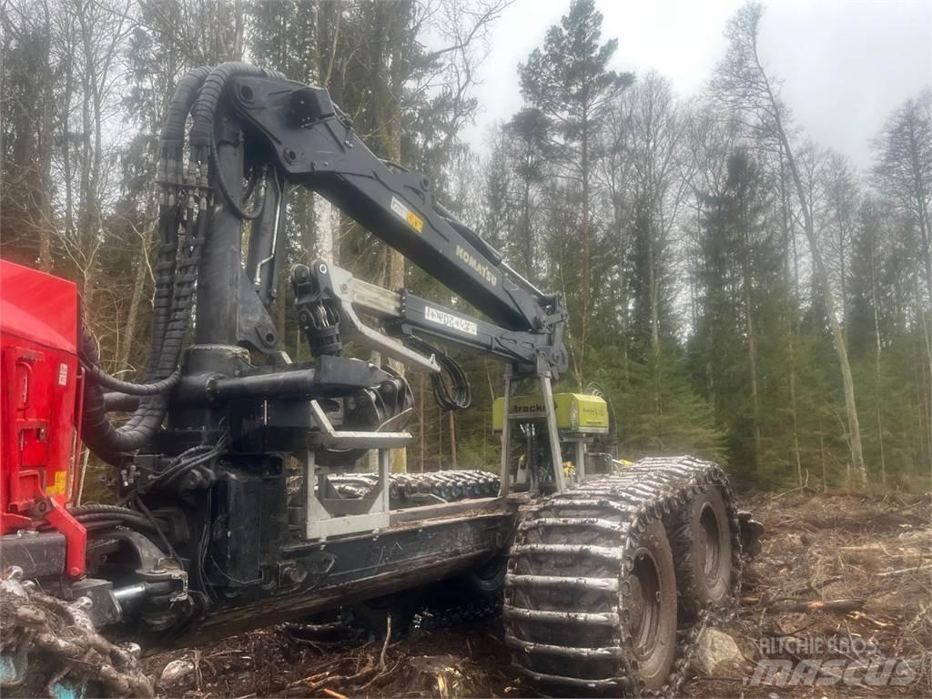 Komatsu 895 Lesné traktory