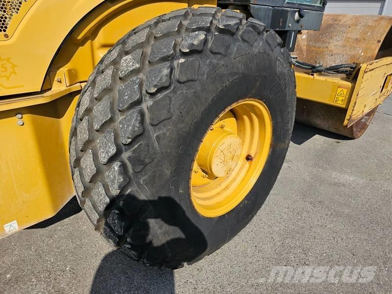CAT CS56 Vibroplatte Ťahačové valce