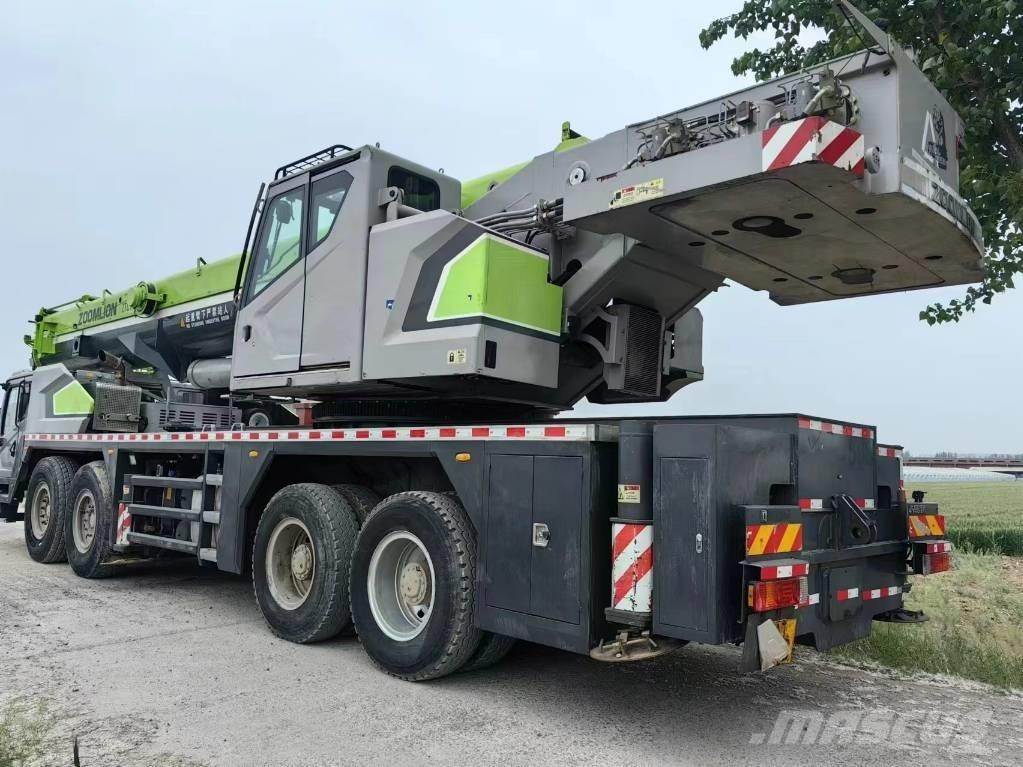 Zoomlion ZTC 800 V Univerzálne terénne žeriavy