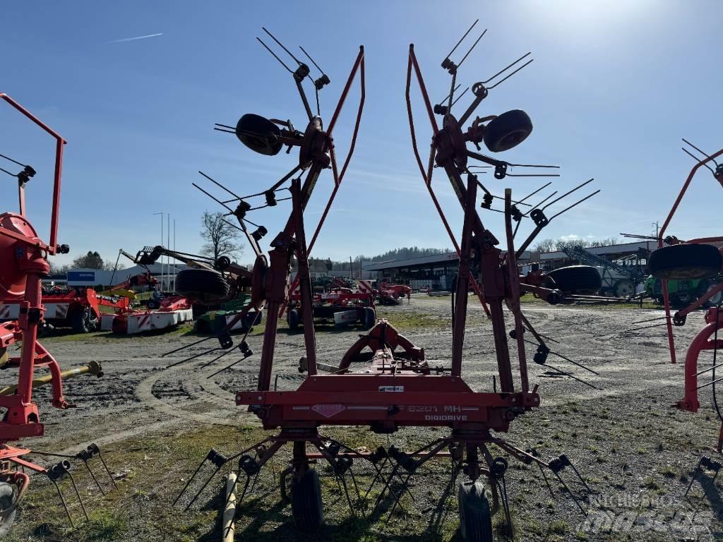 Kuhn GF6301 MH Obracače a zhrabovače sena