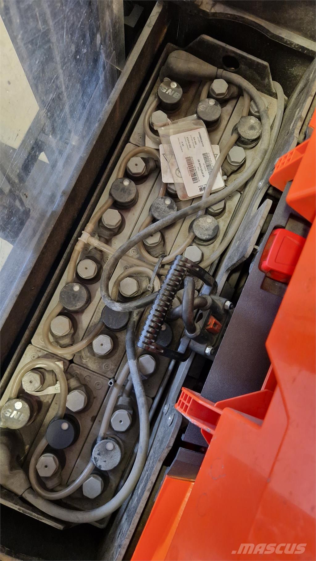 BT SWE200D Samohybné vozíky