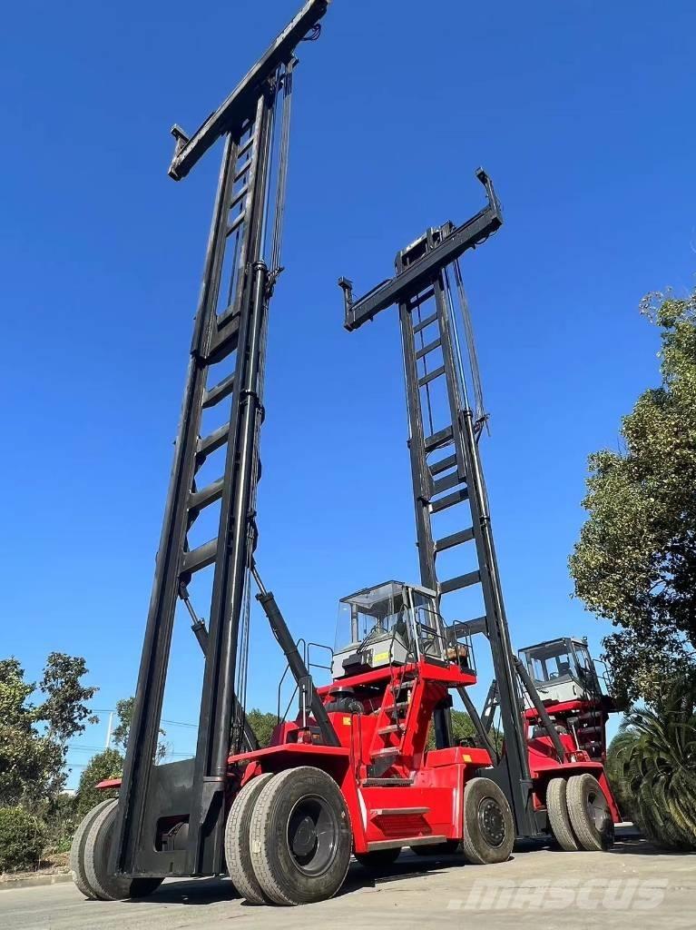 Kalmar DCE 80-45 E7 Stohovacie žeriavy