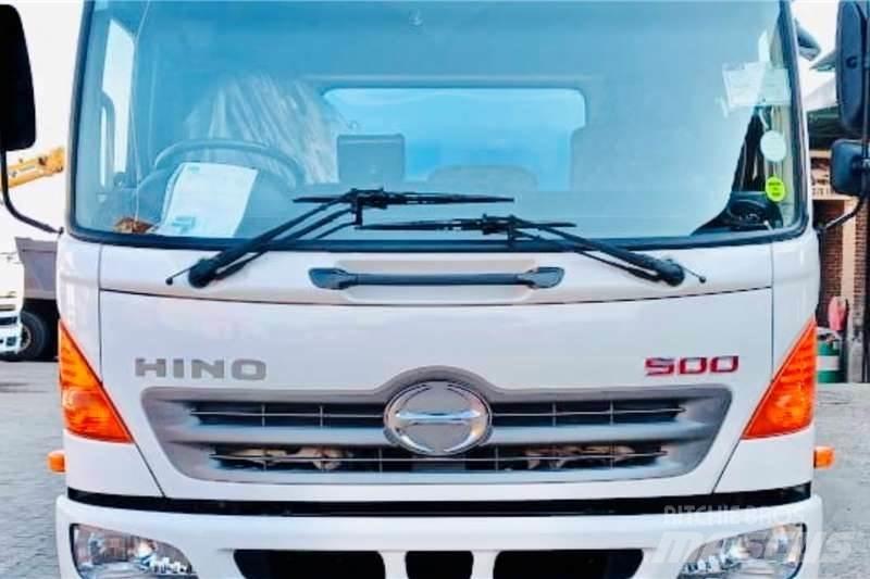 Hino 500 1326 Ďalšie nákladné vozidlá