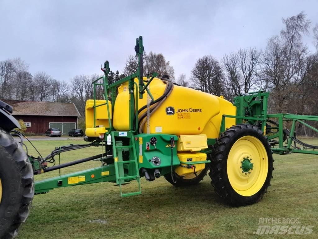 John Deere M 740 i Ťahané postrekovače