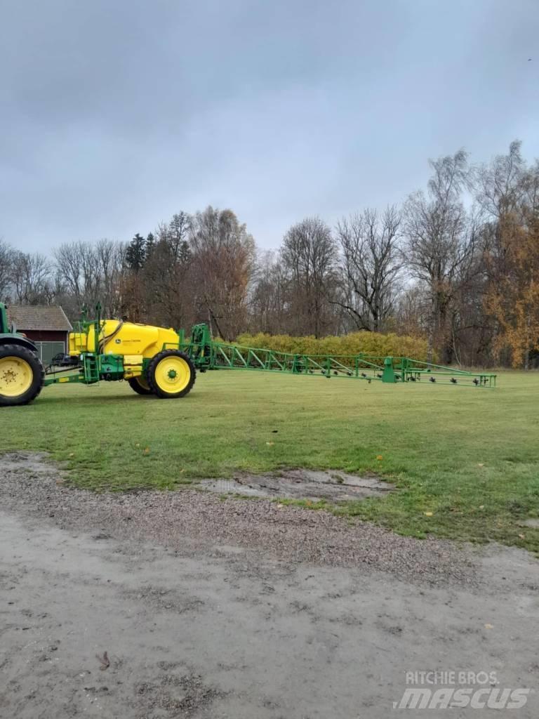 John Deere M 740 i Ťahané postrekovače