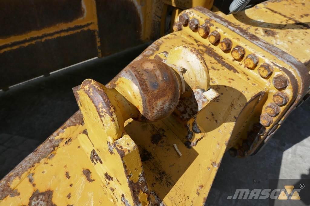 CAT D8T Blade Radlice